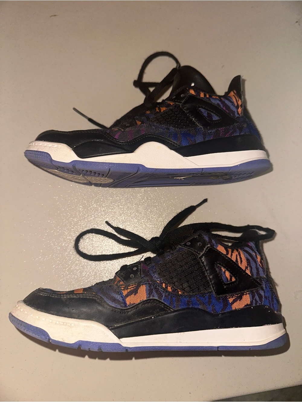 Jordan 4 Retro Black rush violet kids/youth shoes